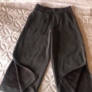 LUXE LULULEMON Capri sweat pants Wide Leg sz 8 grey